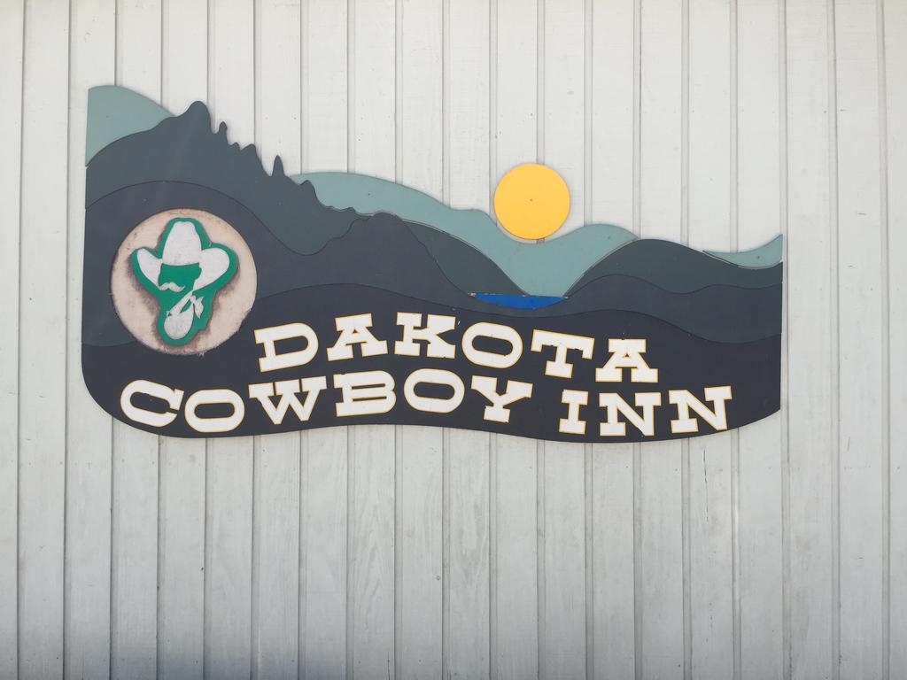 קאסטר Dakota Cowboy Inn מראה חיצוני תמונה